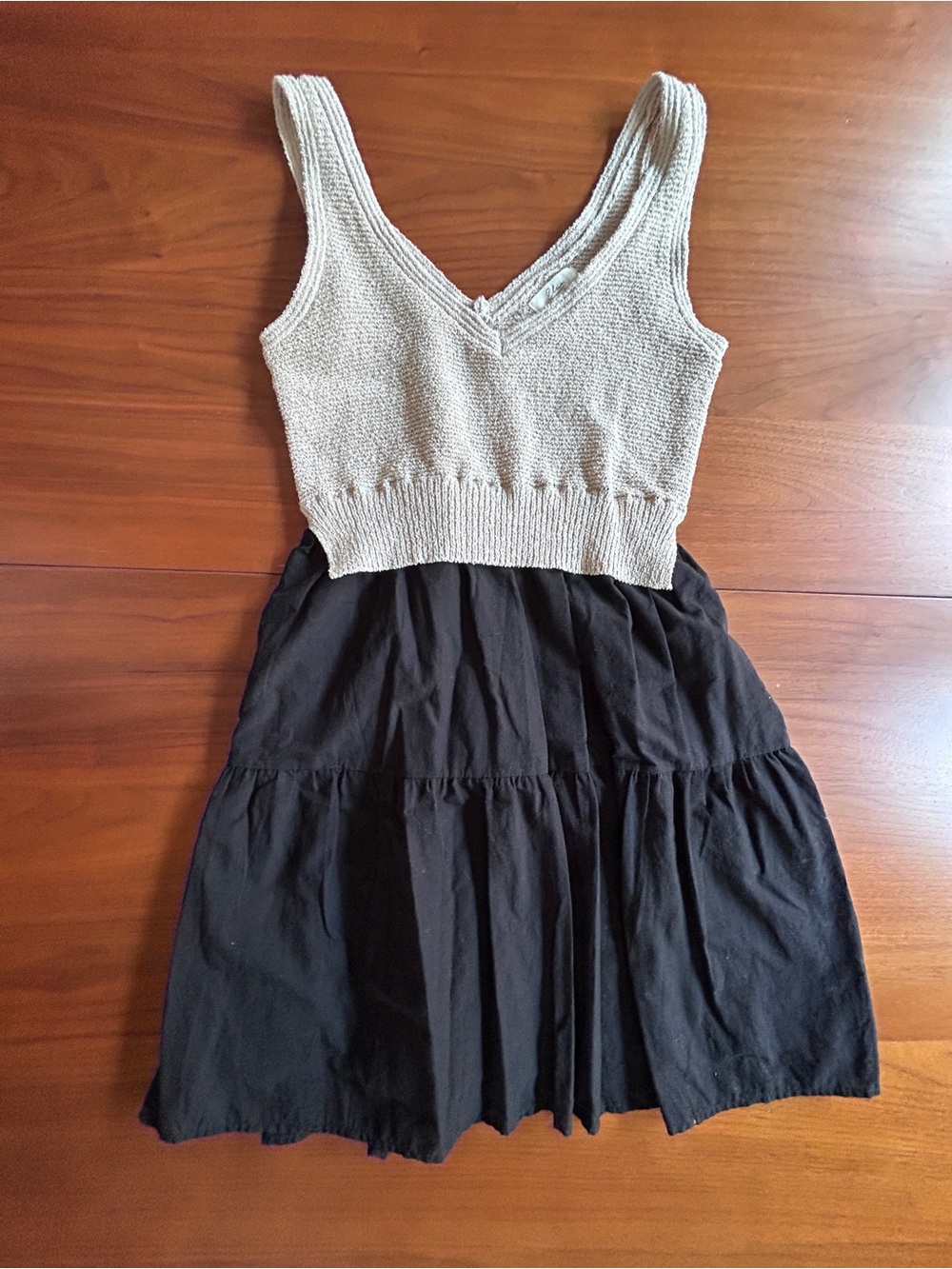 Two-Tone Knit Bodice Dress in Beige and Black Elan Small